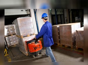 ¿Qué necesita una empresa para optimizar sus inventarios y almacenajes?