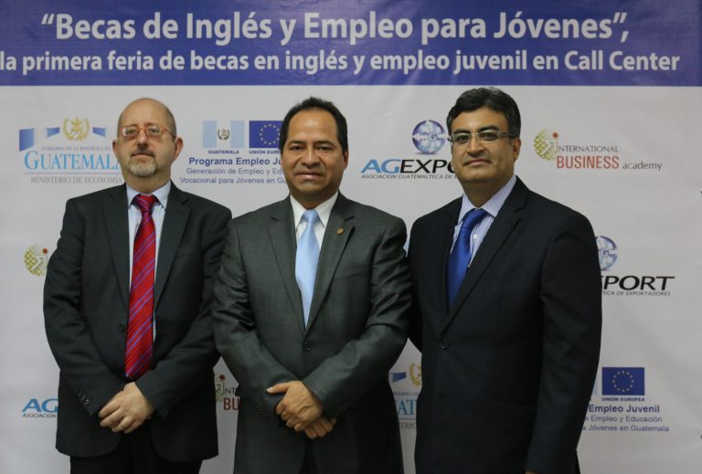 “Becas y Empleo para Jóvenes”, oportunidad para perfeccionar el inglés e insertarse laboralmente