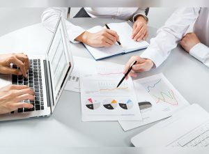 ¿Cuáles son los principales riesgos fiscales para las empresas bajo el Decreto 29-89 y 65-89?
