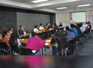 Sector de Laboratorios promueve la investigación médica y tecnológica