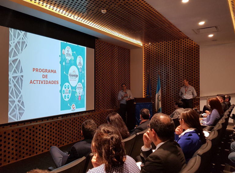 Sector Servicios prepara a empresas que participarán en Knowledge Trade Gt