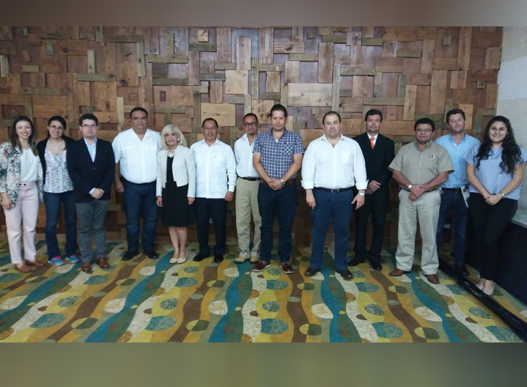 Delegación guatemalteca realiza visitas estratégicas al mercado dominicano