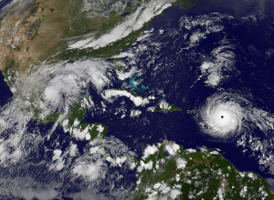 Puertos en Florida limitan sus servicios por Huracán Irma