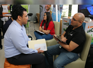 1,000 puestos de trabajo y 200 cupos para inglés a disposición de jóvenes recién graduados
