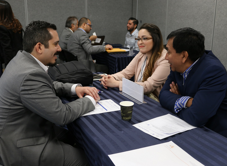 Facilitadores médicos de Estados Unidos y México interesados en el turismo de salud y bienestar de Guatemala