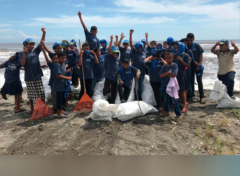 Organizaciones ambientalistas, sector público y sector privado, se unen para contribuir a la preservación del medio ambiente en Puerto Barrios