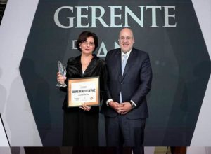 Connie de Paiz, vicepresidente de AGEXPORT, es reconocida como Gerente del Año 2018