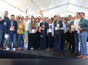 16 marcas de café tostado, empacado y listo para exportar se subastaron en la 1era. Edición de Coffee Trade