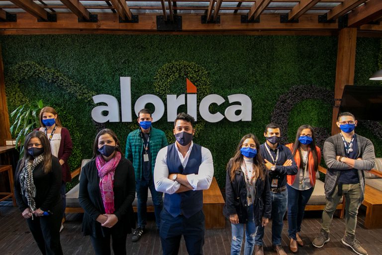 Alórica, pionera en utilizar Inteligencia Artificial para acelerar análisis de interacciones con clientes