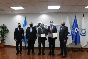 La SAT y AGEXPORT suscriben convenio de  cooperación para la simplificación, automatización y transparencia en los procesos de exportación