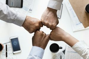 ¿Qué tienen que ver las empresas con los derechos humanos? En el comercio global, hacer lo correcto no solo es importante sino también es rentable