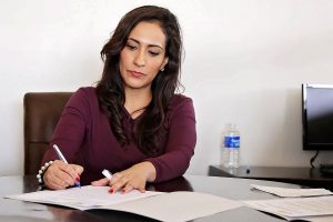La importancia de la economía y las finanzas para la mujer exportadora