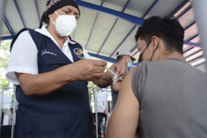 ¿Dónde puedo conseguir la tercera dosis contra el Covid-19 en Guatemala?