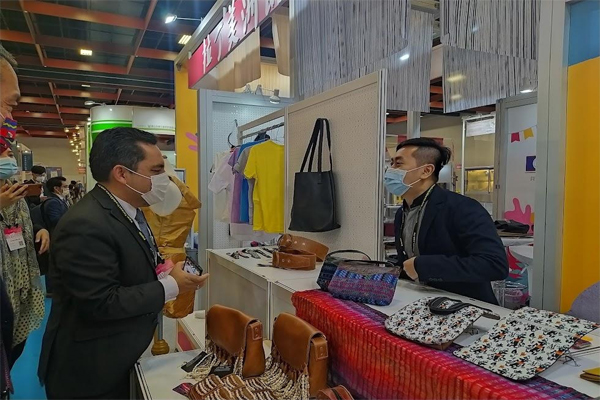 Productos hechos a mano de Guatemala se lucen en Taipéi