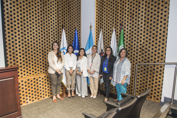 Entregan Galardón Bandera Verde 2022 a centros educativos