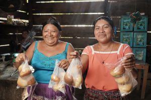 Mujeres y emprendimientos. 