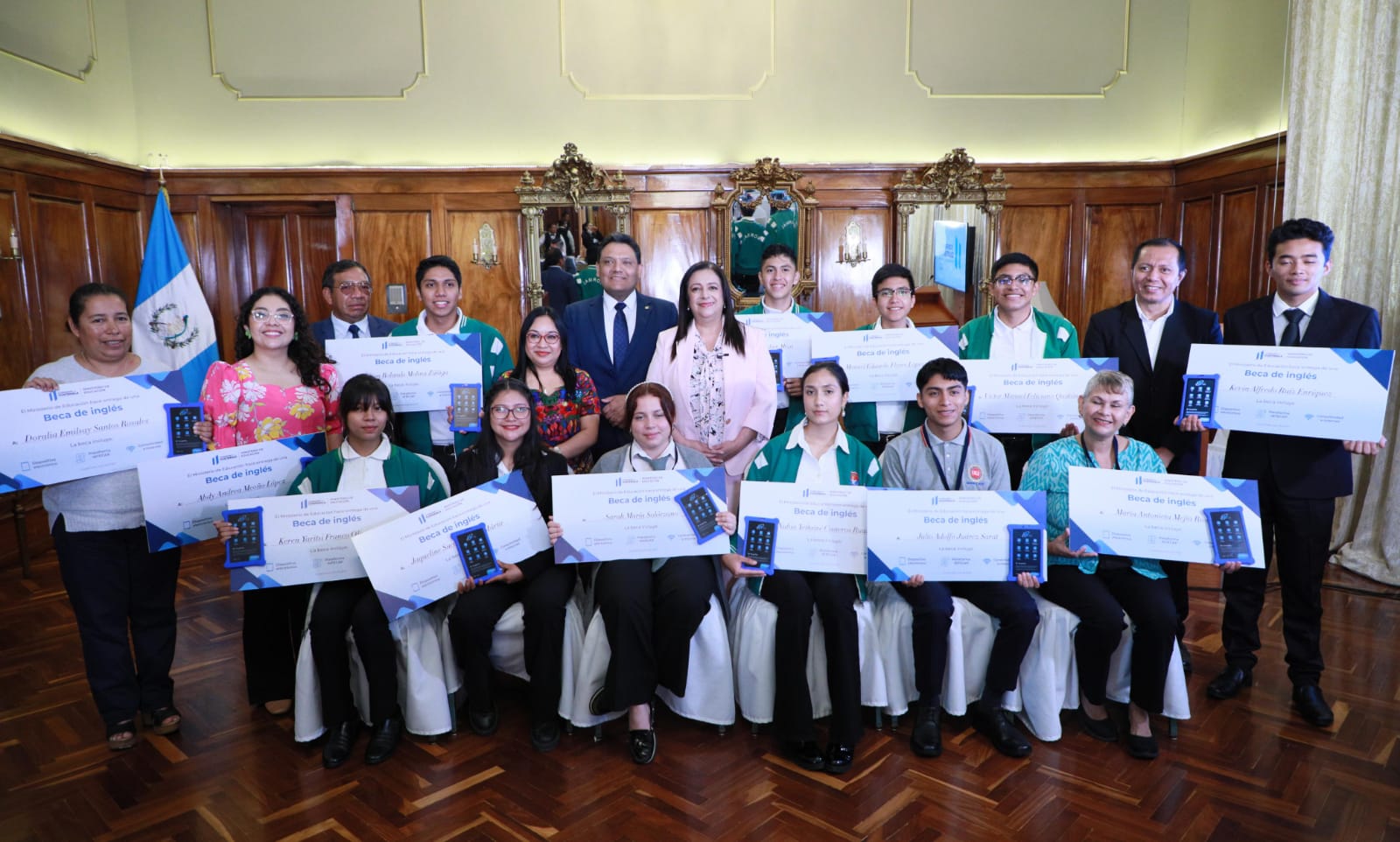 Becas de inglés.