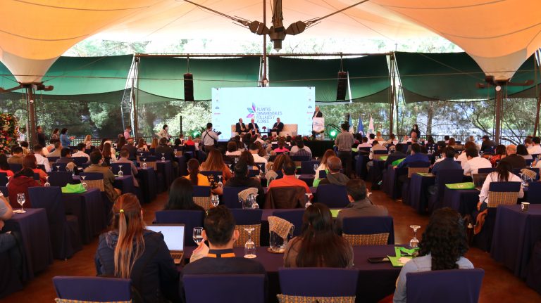 Seis conferencias impartidas por expertos serán desarrolladas durante el II Congreso de Plantas Ornamentales, Follajes y Flores