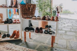 Empresaria guatemalteca participa en CRFW 2023.