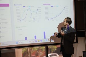 Comisión de Alimentos y Bebidas.