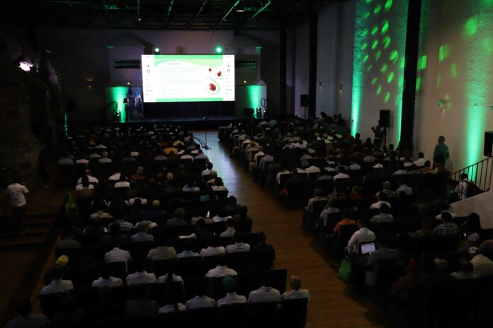 Conferencias: IV Congreso Nacional de Aguacate.