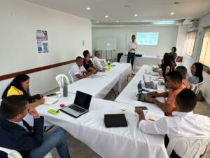 Fortalecen capacidades de consultoría: AGEXPORT y SEC de Colombia inician colaboración estratégica.