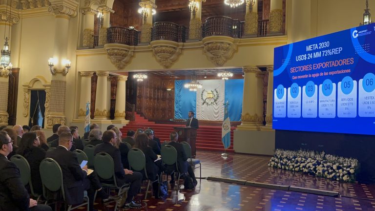 Embajadores conocen el potencial exportador de Guatemala con AGEXPORT