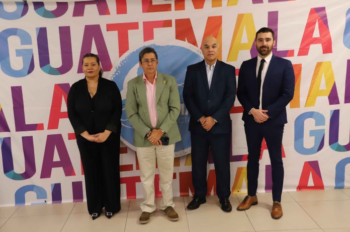 El estudio Best Markets, Products & Services de AGEXPORT identifica US$8,000 millones en nuevos negocios de exportación para Guatemala y Estados Unidos se afianza como uno de sus principales aliados comerciales.
