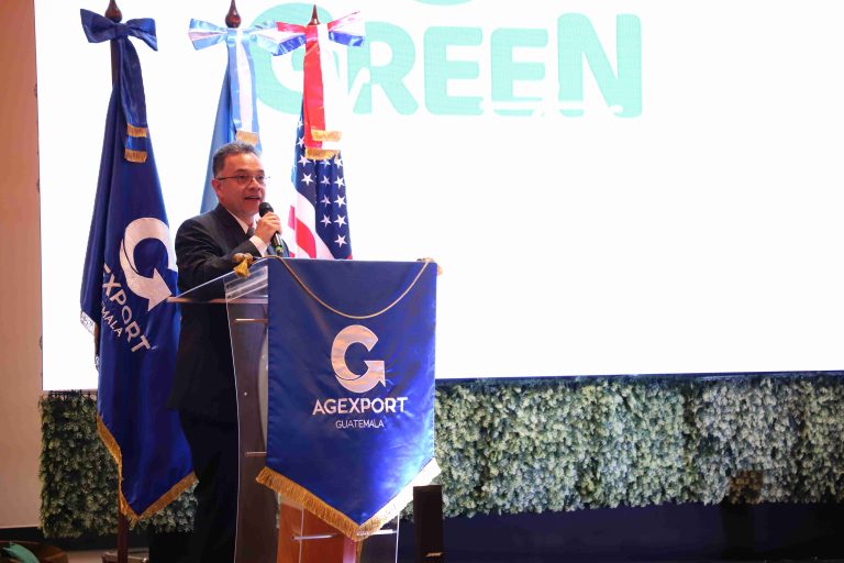 Liderazgo estratégico para proyectar los servicios de exportación al mundo