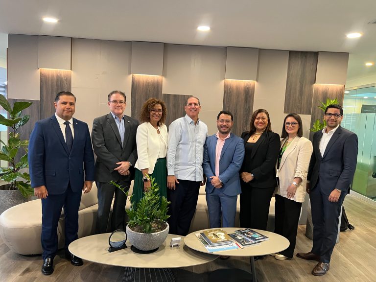 AGEXPORT explora oportunidades estratégicas en República Dominicana para fortalecer exportaciones guatemaltecas