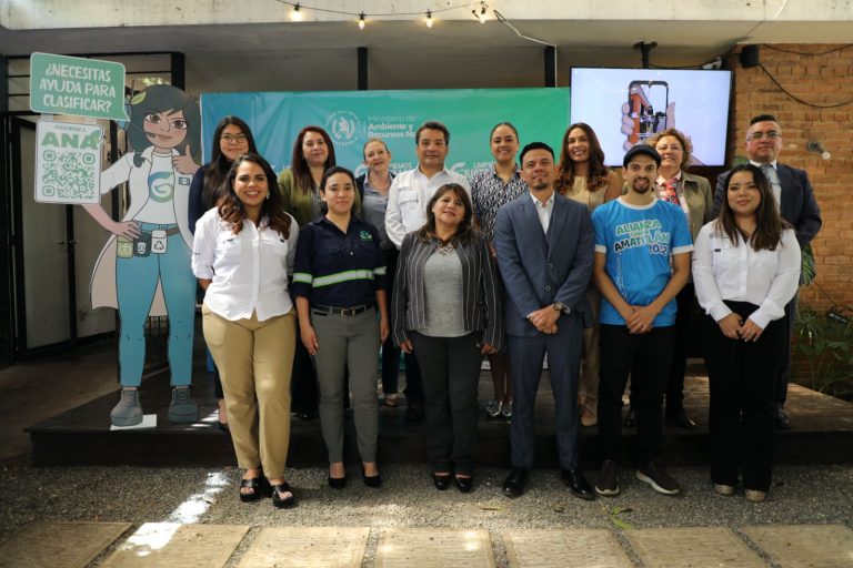 Nos sumamos a la campaña “Limpiemos Guatemala”
