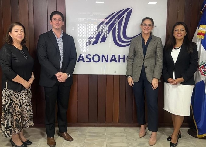 Guatemala fortalece su estrategia comercial en el Caribe con misión de avanzada a República Dominicana