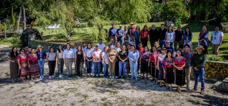 La primera cooperativa de turismo del Lago de Atitlán