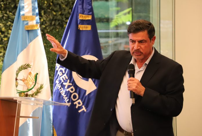 Tulio García, socio del Sector Agrícola de AGEXPORT.