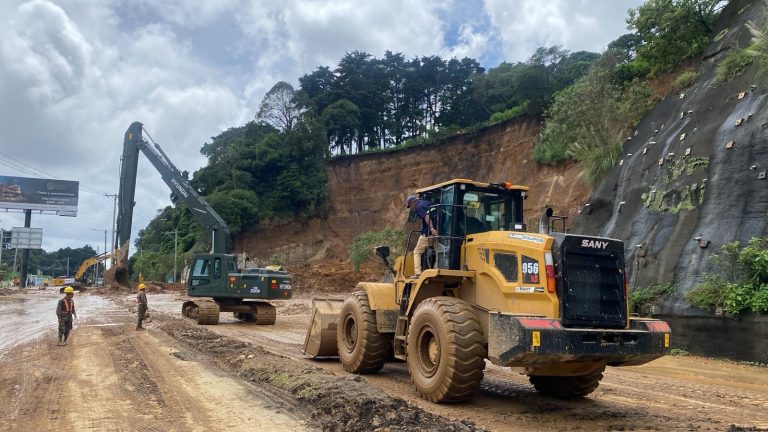 Lluvias y mala gestión de desechos amenazan el estado de carreteras y la competitividad exportadora del país