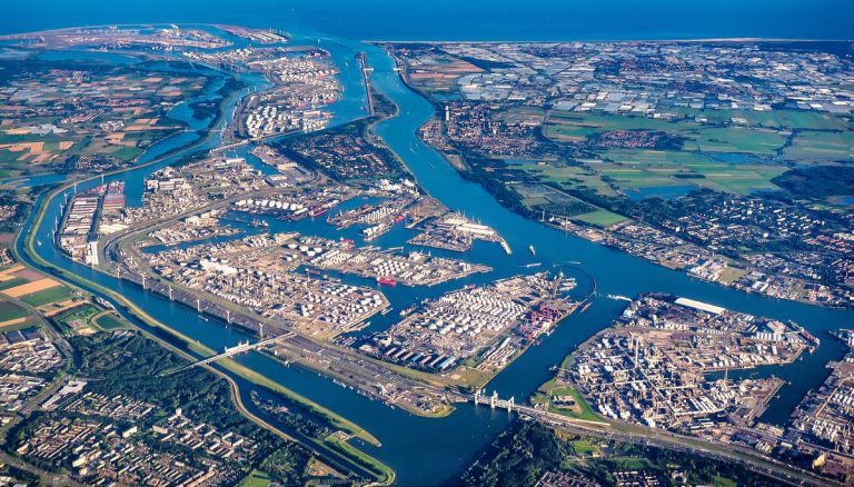 Puerto de Róterdam: donde un puerto mueve mucho más que carga, mueve desarrollo