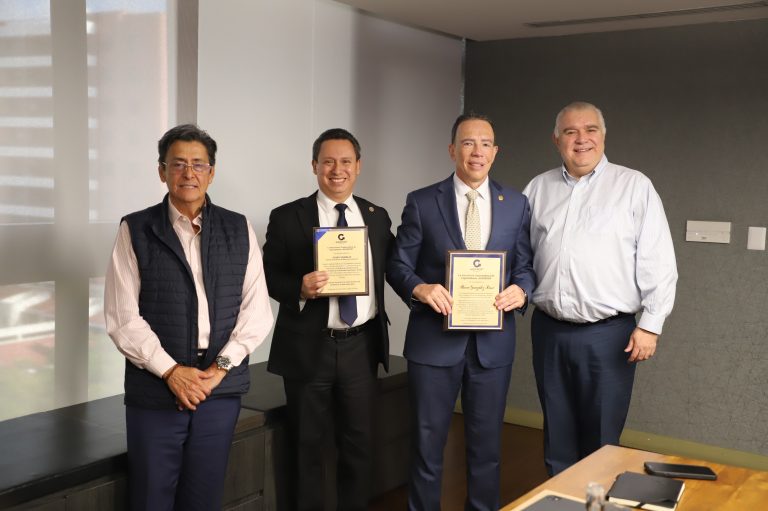 AGEXPORT reconoce aportes de Álvaro González Ricci y Johny Gramajo a la competitividad exportadora